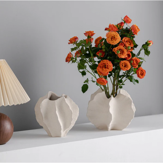 Vazo Qeramike Dekorative me Valezim