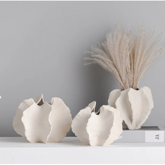 Vazo Qeramike Dekorative me Valezim