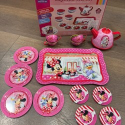 Tabaka me Cajnik dhe Filxhan Caji | Lojera per Femije