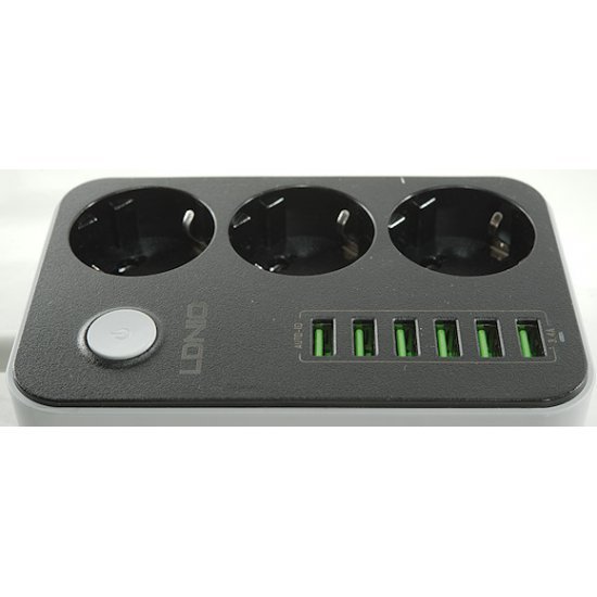 Prize LDNIO  me 3 Porta| Anti-Static Power Socket with USB Ports SE3631