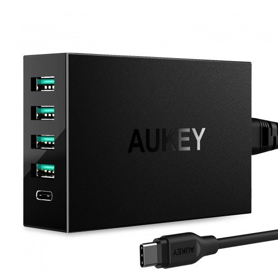 Karikues Aukey me 5 Porta USB per iPhone, Samsung, Huawei, Xiaomi etj