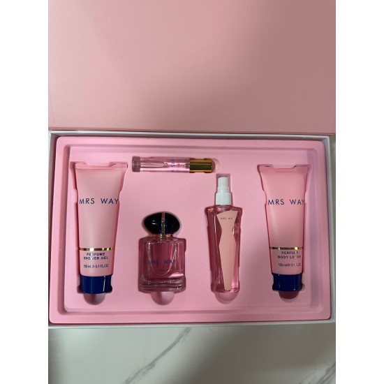 Set 4in1 ( Shower Gel / Perfume / Mist / Body Lotion / Mini Perfume ) 