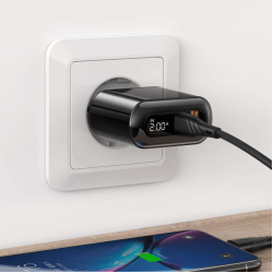 Koke Karikuesi Mcdodo me 2 Porta ( USB + Type-C ) Fast Charger PD+QC 20W