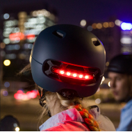 Kokore per Skuter Elektrik me Drite Frenimi | Scooter Helmet